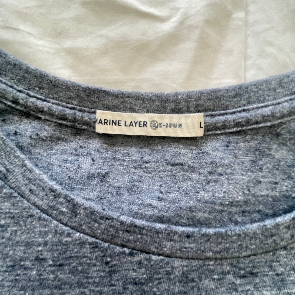 Marine Layer Signature Pocket T-Shirt Soft Heather Grey Striped Pocket Size L - Picture 3 of 9
